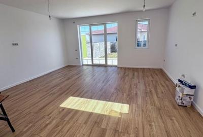 Duplex cu 4 camere cu Teren 269 Mp în Remetea Mare - 8