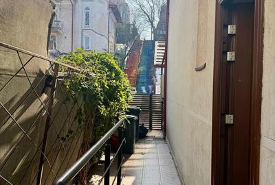 Casă cu 6 camere cu Canalizare în Cotroceni - 9