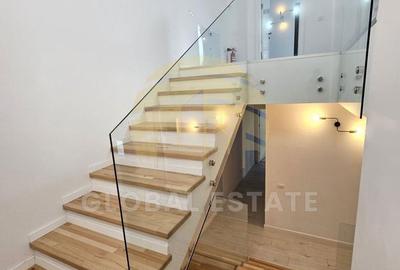 Casă cu 6 camere cu Canalizare în Tei - 4
