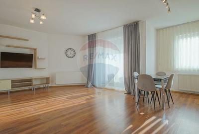 Apartament cu 3 camere semidecomandat, mobilat în Răcădău
