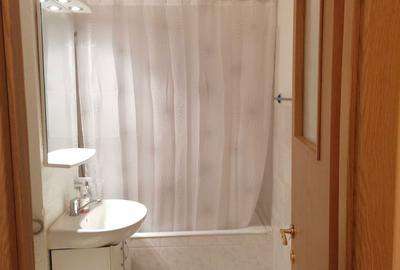 Apartament cu 3 camere decomandat în Central - 8