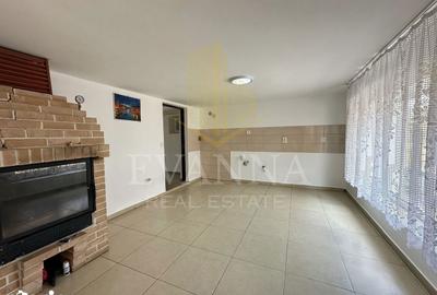 Casă cu 4 camere cu Teren 810 Mp în Central - 6