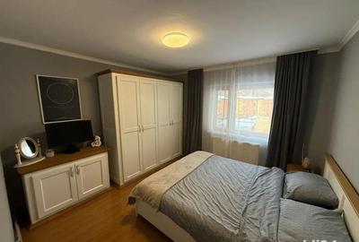 Apartament cu 2 camere decomandat în Central - 1