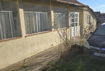 Casă cu 2 camere cu Teren 899 Mp în Covaci - 11