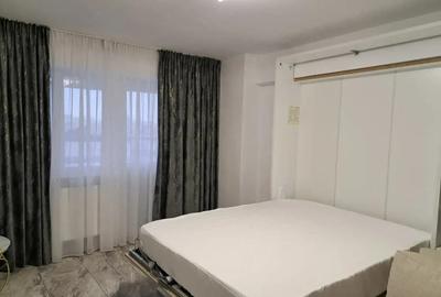 Particular ultracentral - 7