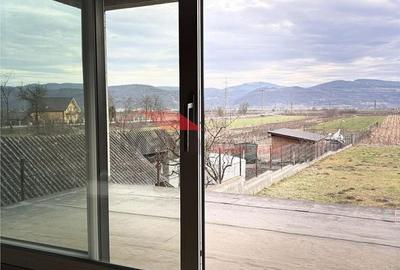 Casă cu 4 camere cu Teren 900 Mp în Uriu - 11