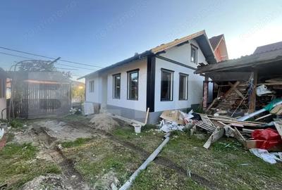 Casă cu 4 camere cu Teren 500 Mp în Central - 12