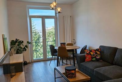 Apartament cu 3 camere în Central - 1