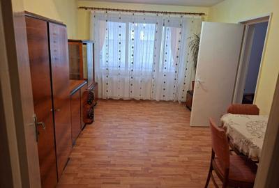 Apartament cu 3 camere decomandat în Central - 16