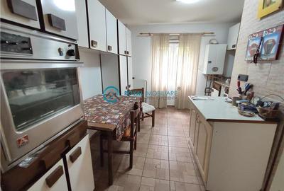 Apartament cu 3 camere decomandat în Mărășești - 6