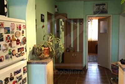 Inchiriere 3 camere decomandate, Grigorescu, Piata 14 Iulie - 10