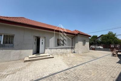 Casa individuala renovata,4 camere,garaj,teren 540 mp,Plopi - 16