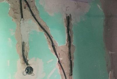 Apartament cu 3 camere semidecomandat în Teliucu Inferior - 2