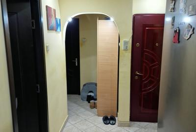 Apartament cu 3 camere semidecomandat, mobilat în Dristor - 4