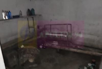 Casă cu 3 camere în Nuci - 4