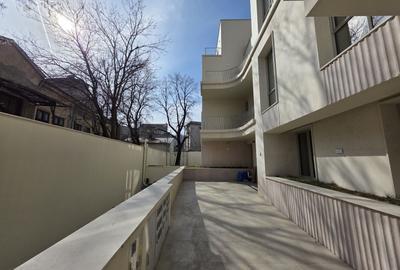 Apartament cu 3 camere decomandat, mobilat în P-ța Universității - 2