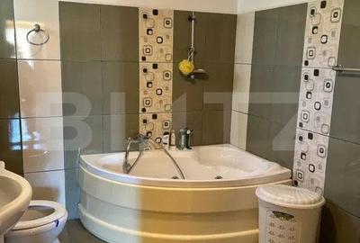 Casa P+1 de vanzare, cu 4 camere, 180 mp, zona Micro 2 - 4