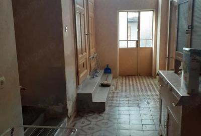 Casă cu 5 camere cu Teren 1968 Mp în Central - 8