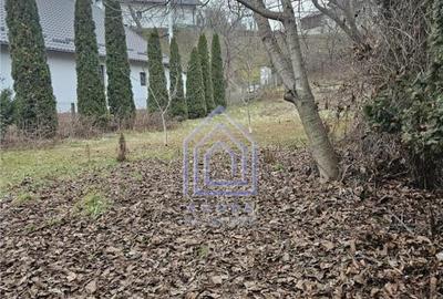 Teren de 949 mp, în Central - 2