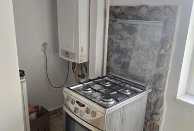 Apartament cu 4 camere decomandat în Ștefan cel Mare - 12