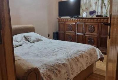 Apartament cu 4 camere semidecomandat, mobilat în Nicolina - 3