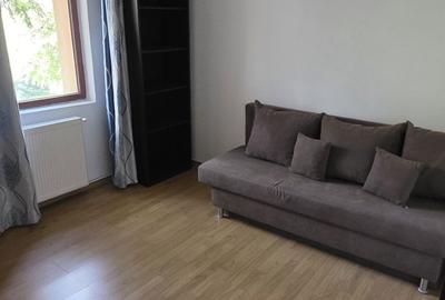 Apartament cu 3 camere decomandat în Bucovina - 2