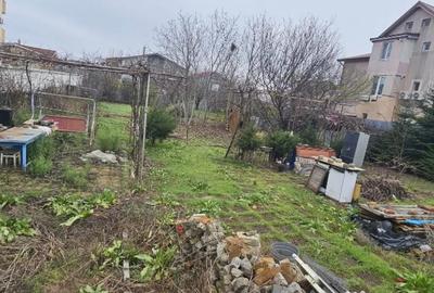 Teren de 653 mp, în Topraisar - 2