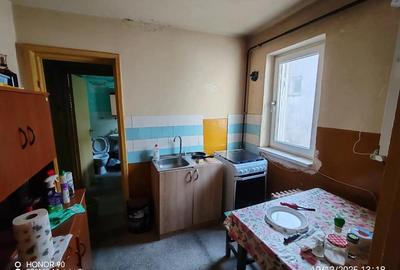 Apartament cu 2 camere decomandat în Traian - 8