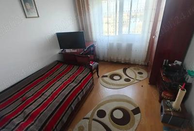 Apartament cu 3 camere Parcul Tineretului Conf. 1 decomandat Pret: 86.000 neg - 8