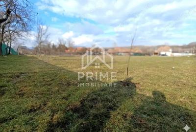 Teren de 3452 mp, în Stremț - 2