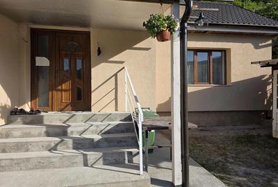 Casă cu 4 camere cu Teren 1300 Mp în Călugareni - 10