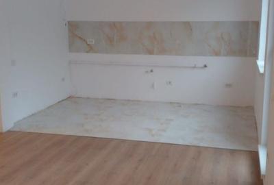 Casă cu 4 camere cu Canalizare în Prelungirea Ghencea - 41