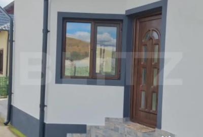 Casă cu 3 camere cu Teren 430 Mp în Central - 2