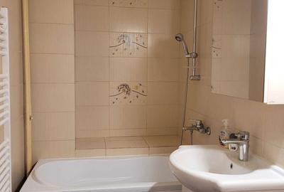 Apartament cu 2 camere decomandat în Nicolina - 1