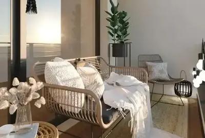 Apartament cu 3 camere decomandat în Theodor Pallady