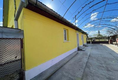 Casă cu 3 camere în Central - 2