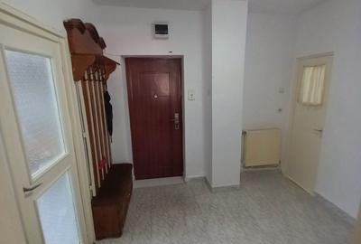 Garsonieră decomandată în Central - 3