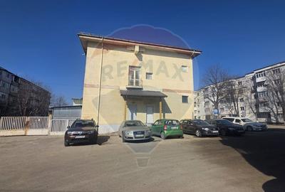 Spațiu comercial, de 704 mp, în Central - 2