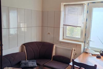 Casă cu 5 camere cu Teren 300 Mp în Central - 4