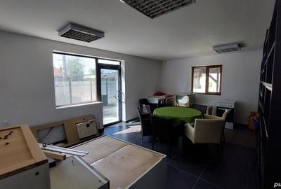 Casă cu 5 camere în Poienarii Burchii - 7