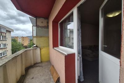 Apartament cu 3 camere decomandat în Bartolomeu - 12