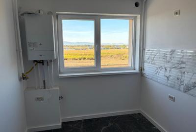 Apartament cu 2 camere decomandat în Sânpetru - 10