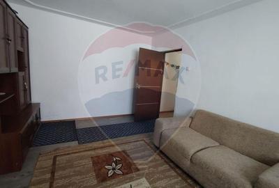 Garsoniara de inchiriat - 2