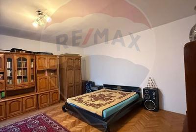 Casă cu 2 camere decomandat cu Teren 102 Mp în Ultracentral - 10