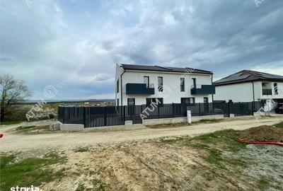 Casă cu 4 camere cu Teren 300 Mp în Central - 18