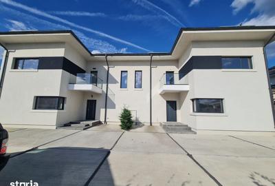 Casă cu 8 camere cu Teren 580 Mp în Corbeanca - 10