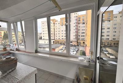 Apartament cu 3 camere decomandat, mobilat în Central - 8