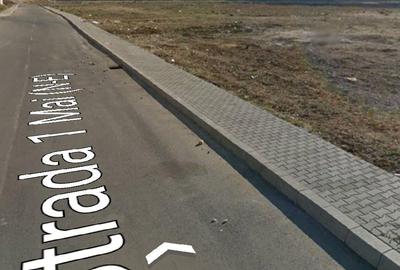 Teren de 2500 mp, în Central - 4