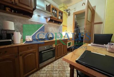 Apartament cu 2 camere semidecomandat, mobilat în Circumvalațiunii - 5