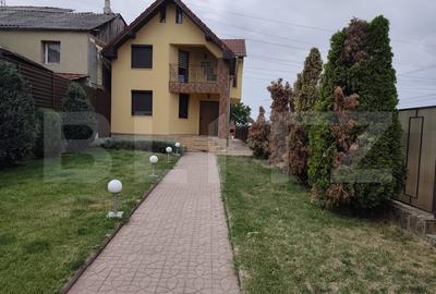 De vanzare casa la intrare in Cihei 185mp P+M+beci teren 2700mp mobilata - 2
